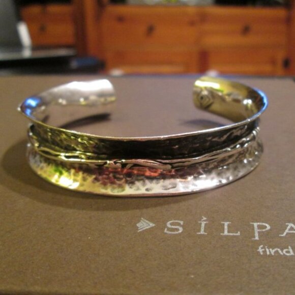 B1684 retired Silpada Cuff Bracelet - Picture 1 of 2